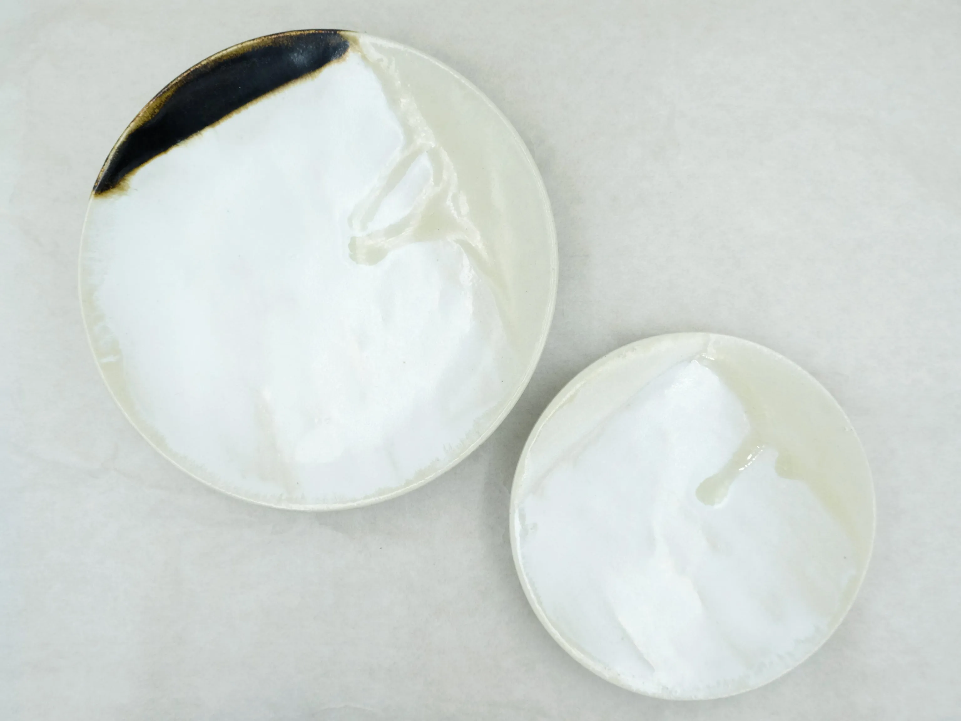 5-sun White Patchwork Patterned Plate by Aya Kondo