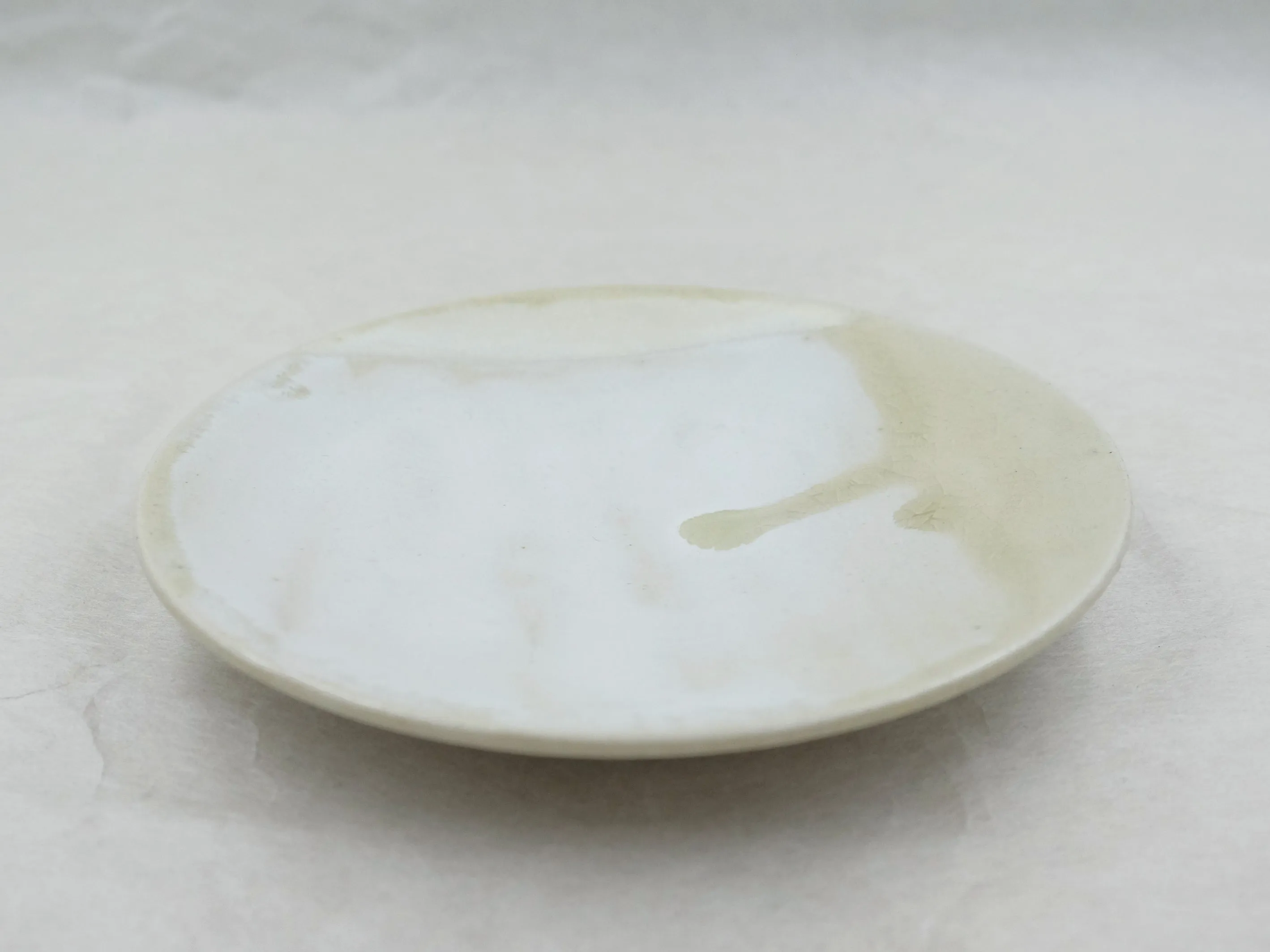 5-sun White Patchwork Patterned Plate by Aya Kondo