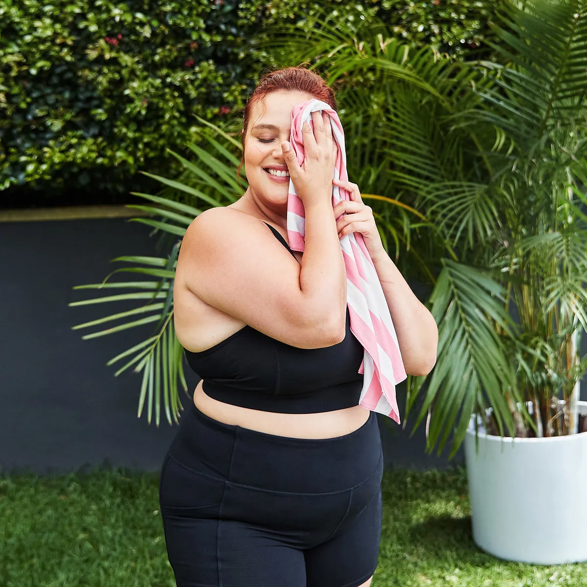 Dock & Bay Cooling Gym Towel - Malibu Pink