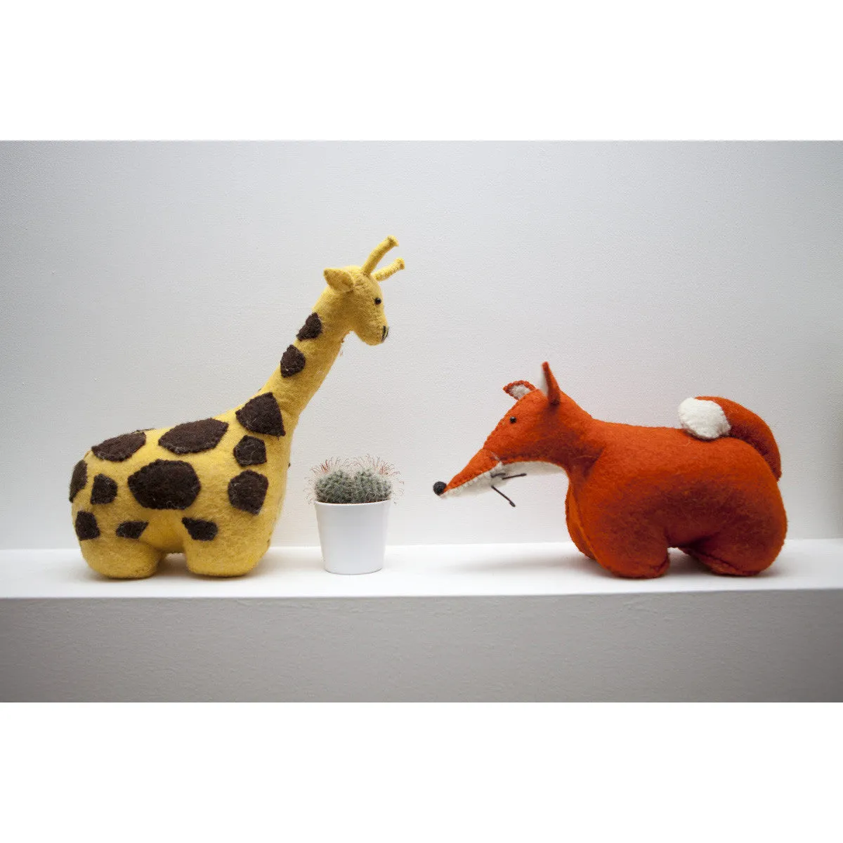 Fiona Walker England Felt Giraffe Bookend