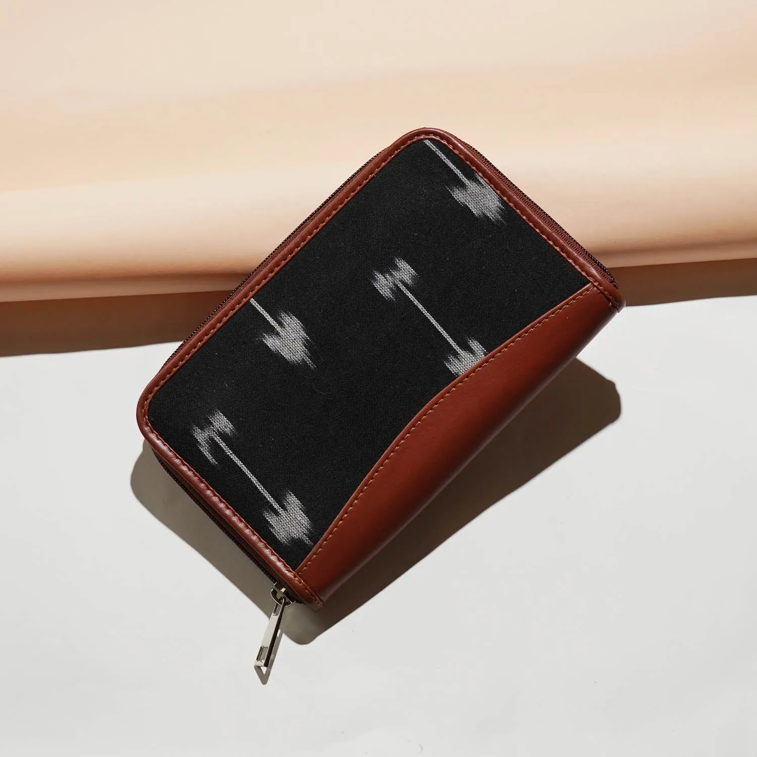Ikat Arrow Combo - Laptop Bag & Chain Wallet