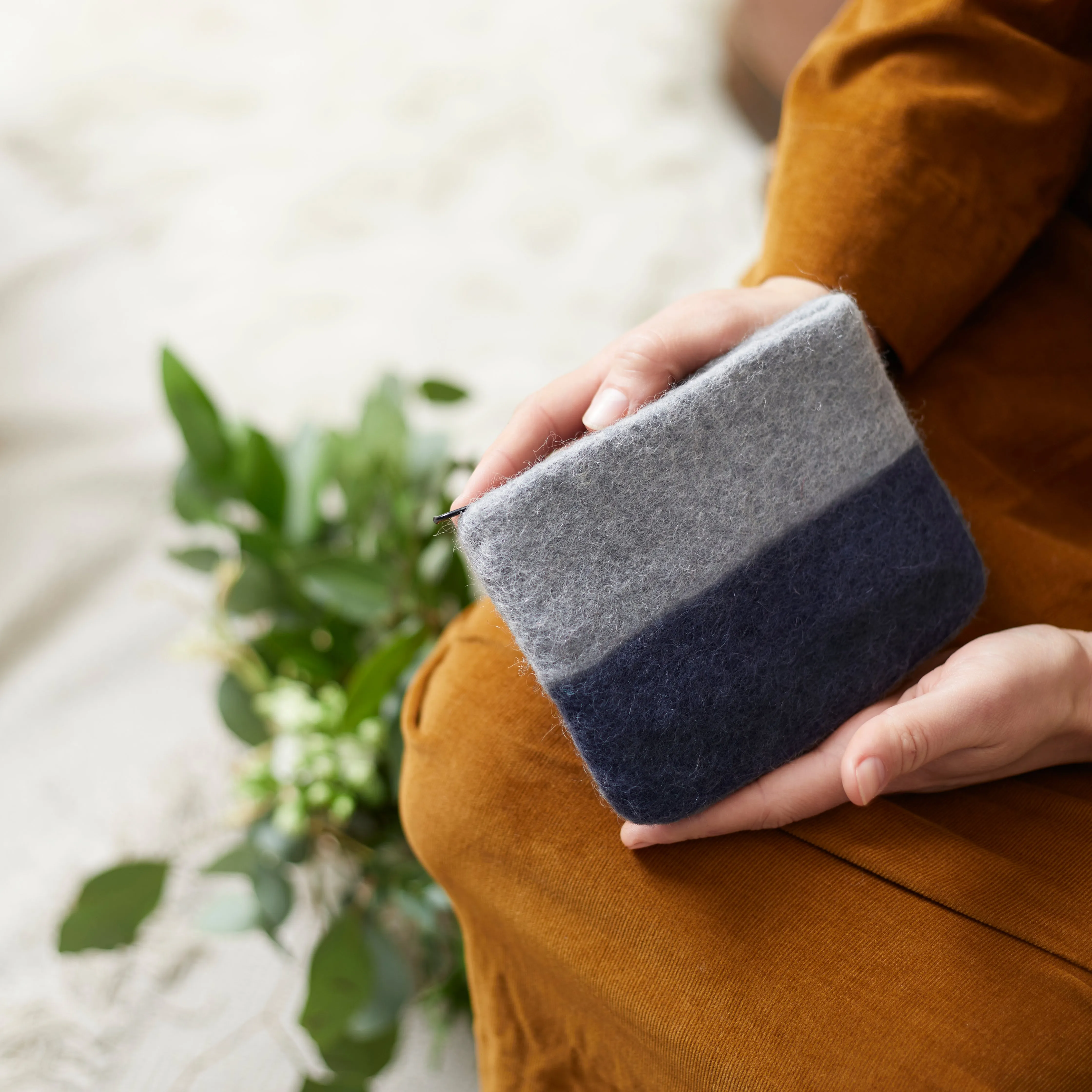 LILA Two Tone Felt Purse (WS)