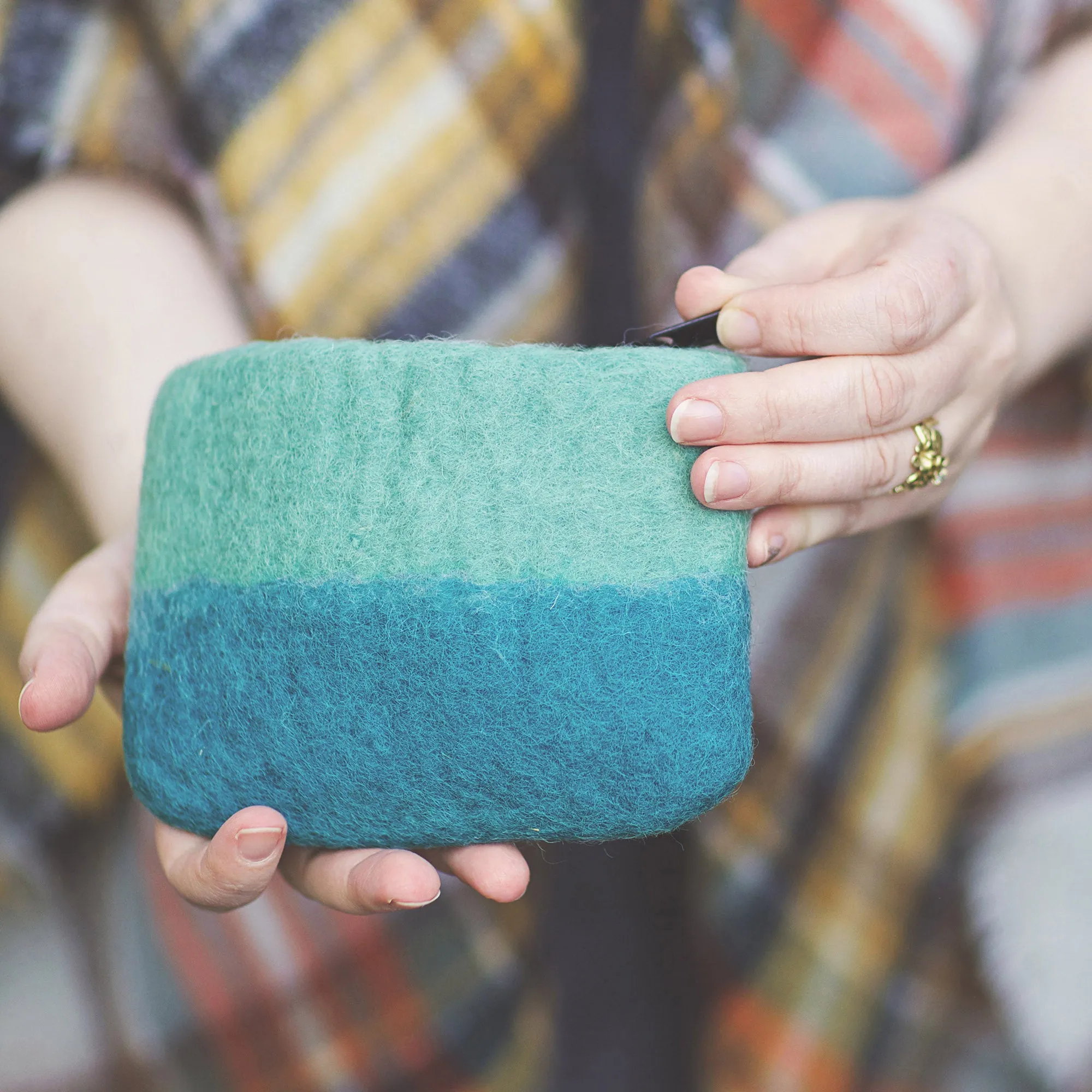 LILA Two Tone Felt Purse (WS)