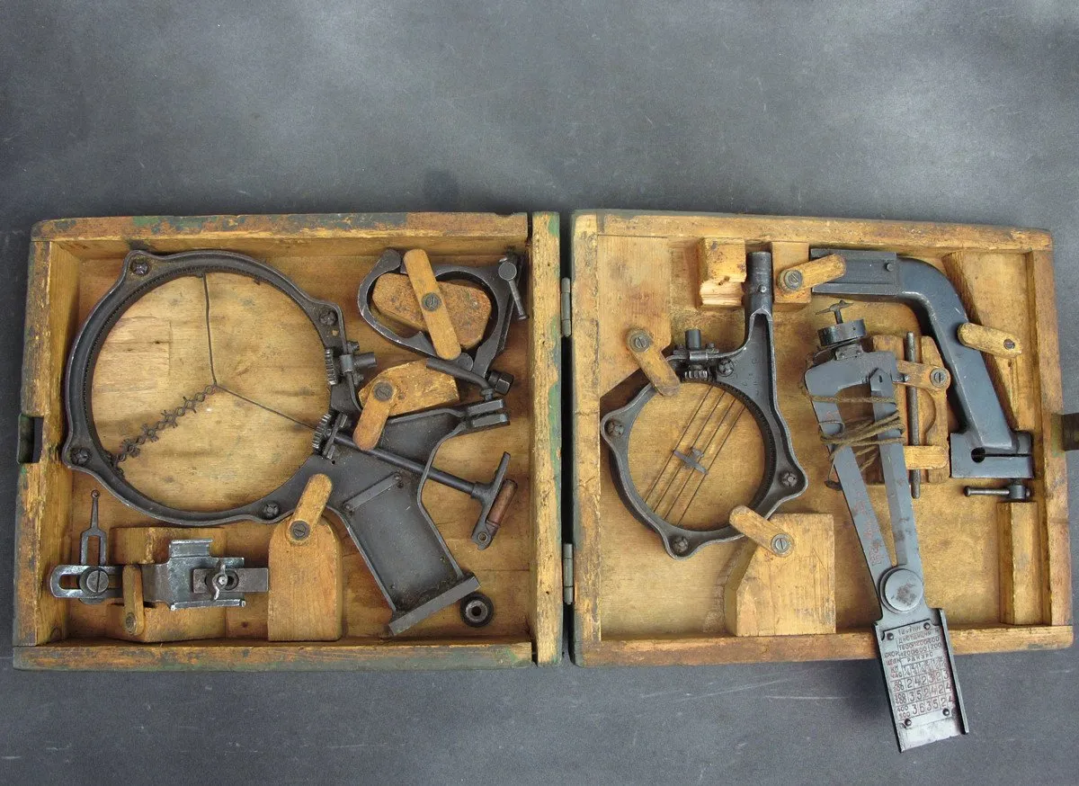 Original Soviet DShK 12.7mm M1938 M1946 Anti-Aircraft Sight Set in Wood Case