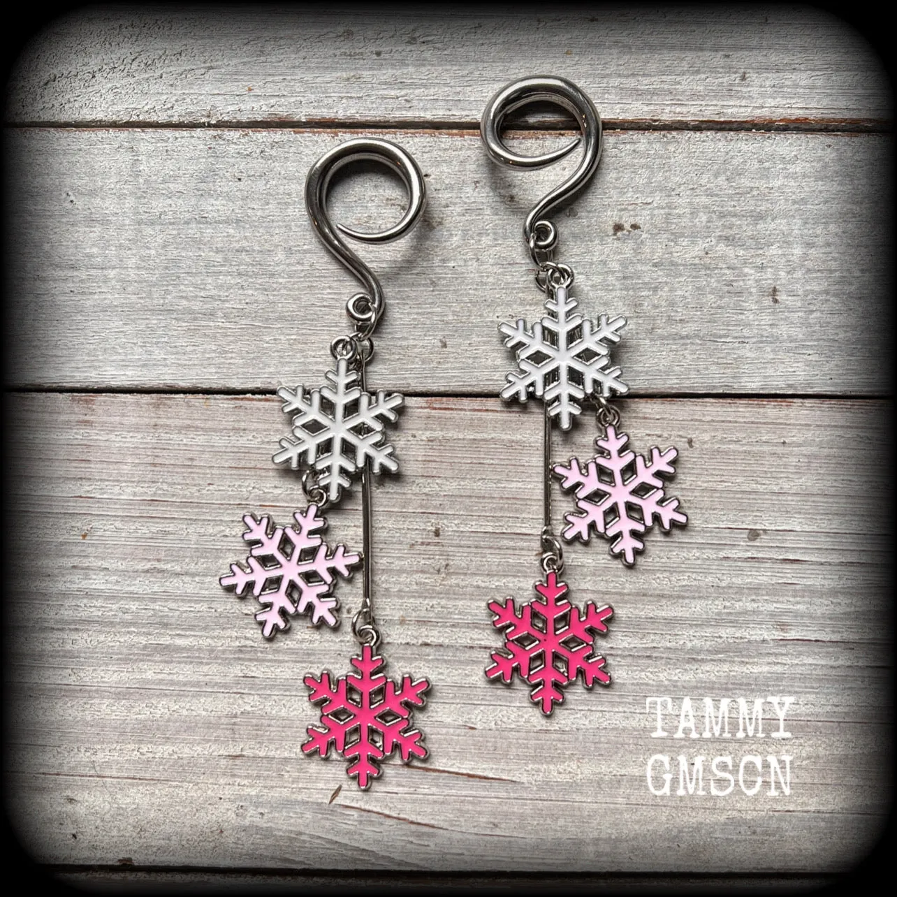 Pink snowflake gauged earrings-Christmas snowflakes earrings