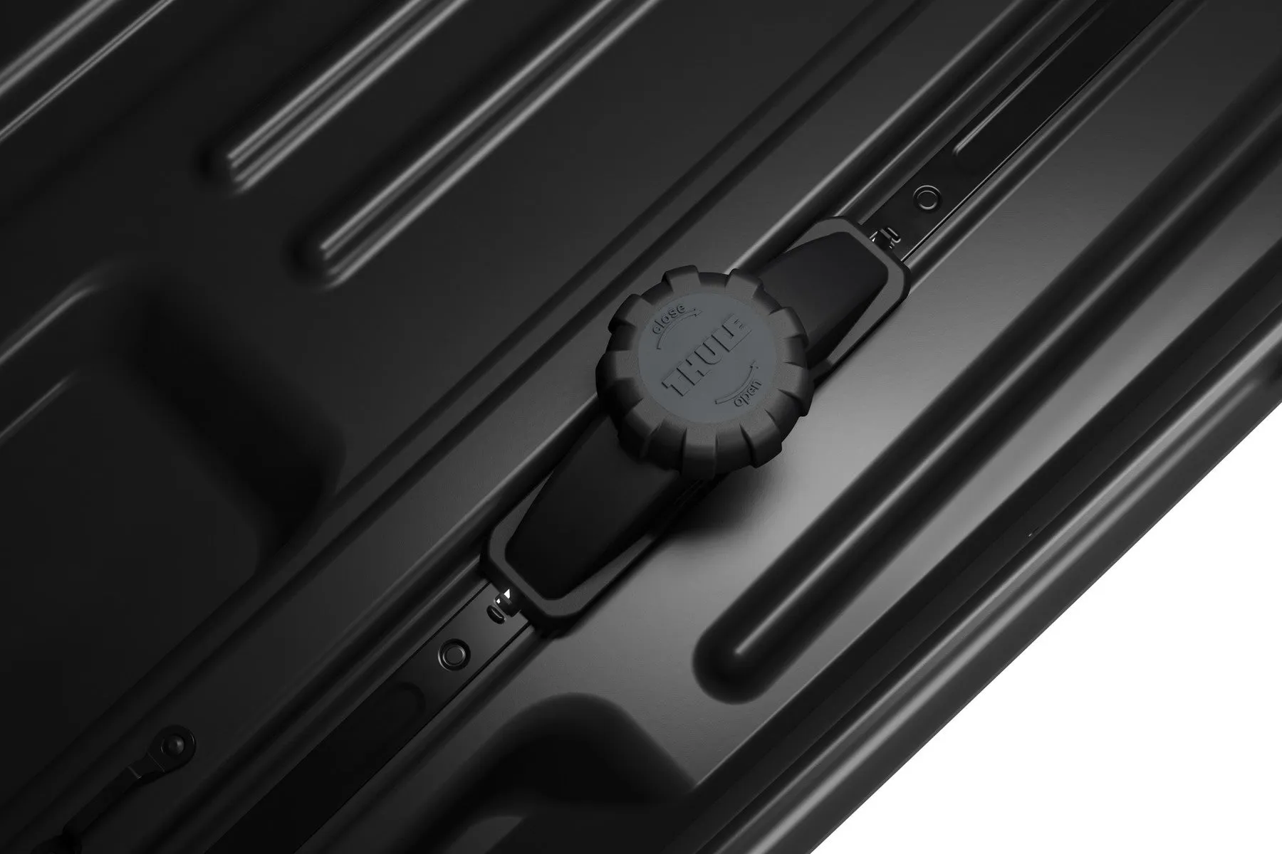 Thule Force XT Sport Roof Top Cargo Carrier